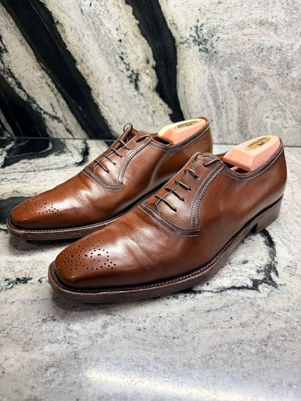 A.Testoni Black Label 8.5 M Brown Leather Medallion Oxford Shoes Italy